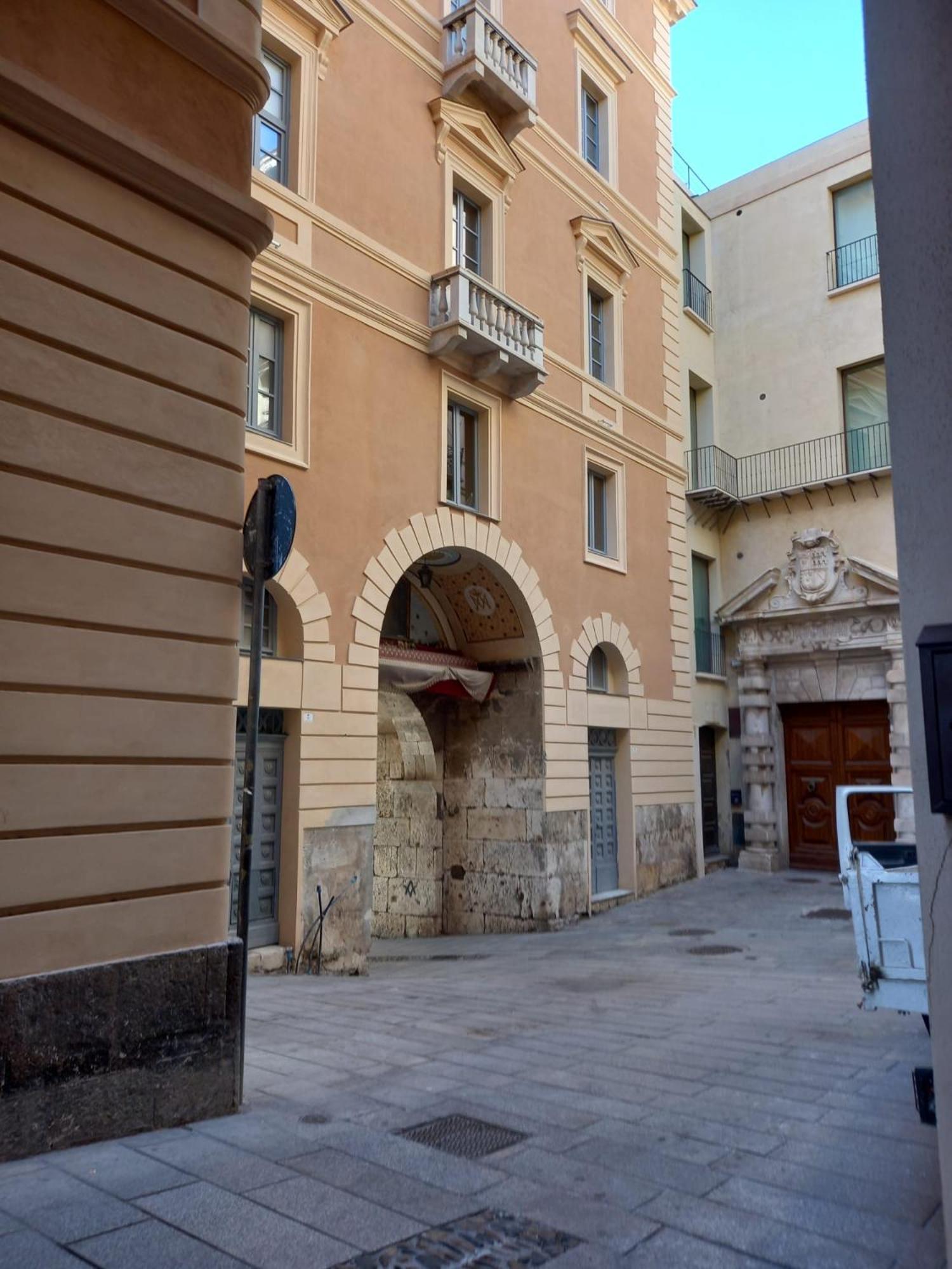 Appartement Residenze Palazzo Pes à Cagliari Extérieur photo